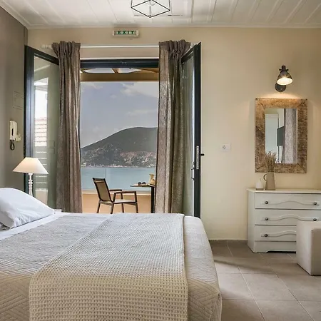 Martini Waterfront * フィスカルドン