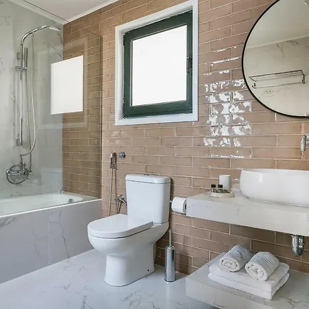 בית נופש Martini Waterfront