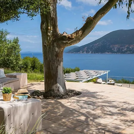 Martini Waterfront בית נופש *