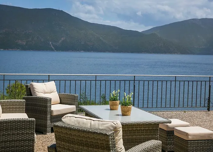 Martini Waterfront Holiday home *