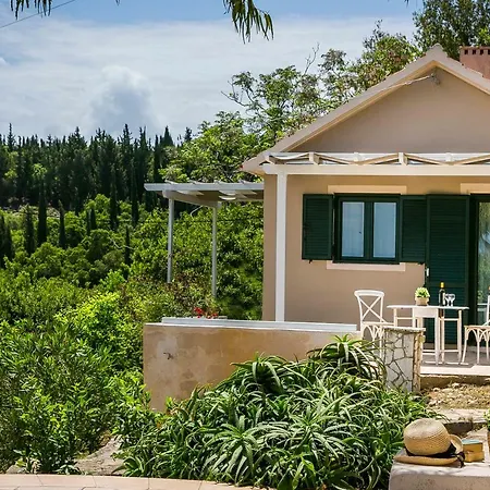 Martini Waterfront بيت للعطل *