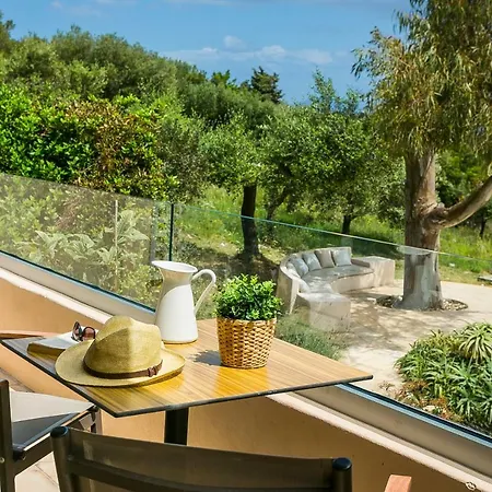 Martini Waterfront Holiday home *